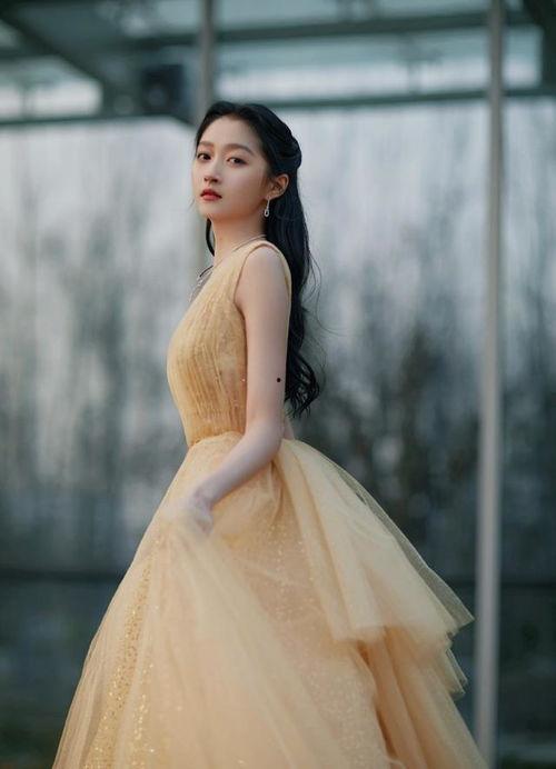 娛樂(lè)吃瓜的老公是誰(shuí)啊小說(shuō),揭秘隱藏在幕后的神秘老公