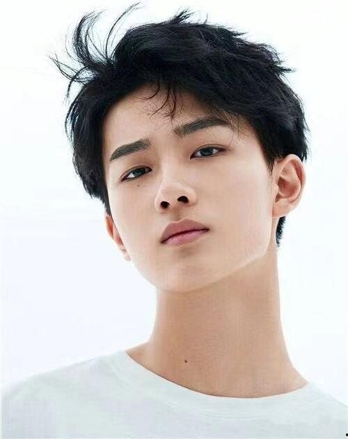 娛樂(lè)吃瓜李宏毅視頻,娛樂(lè)圈幕后趣事大揭秘